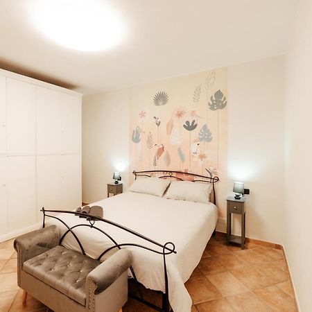 チビタベッキアCr32 Tourist Accomodationアパートメント エクステリア 写真